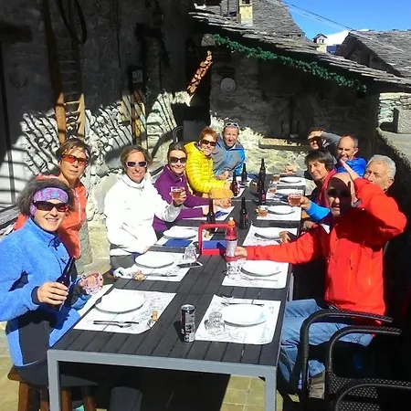 Locanda Degli Elfi E Ristorante Mascha Parpaja Hotel