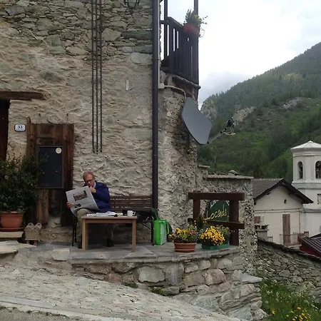 Degli Elfi E Ristorante Mascha Parpaja Ξενοδοχείο