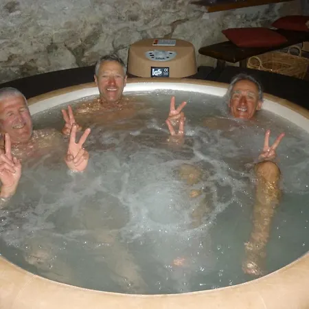 Hotel Locanda Degli Elfi E Ristorante Mascha Parpaja