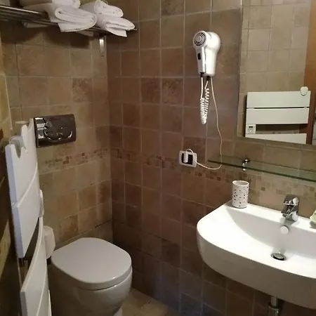 Locanda Degli Elfi E Ristorante Mascha Parpaja